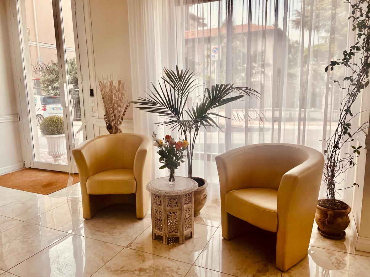 Hotel Regina Margherita Bordighera Eksteriør bilde