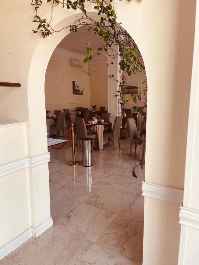 Hotel Regina Margherita Bordighera Eksteriør bilde
